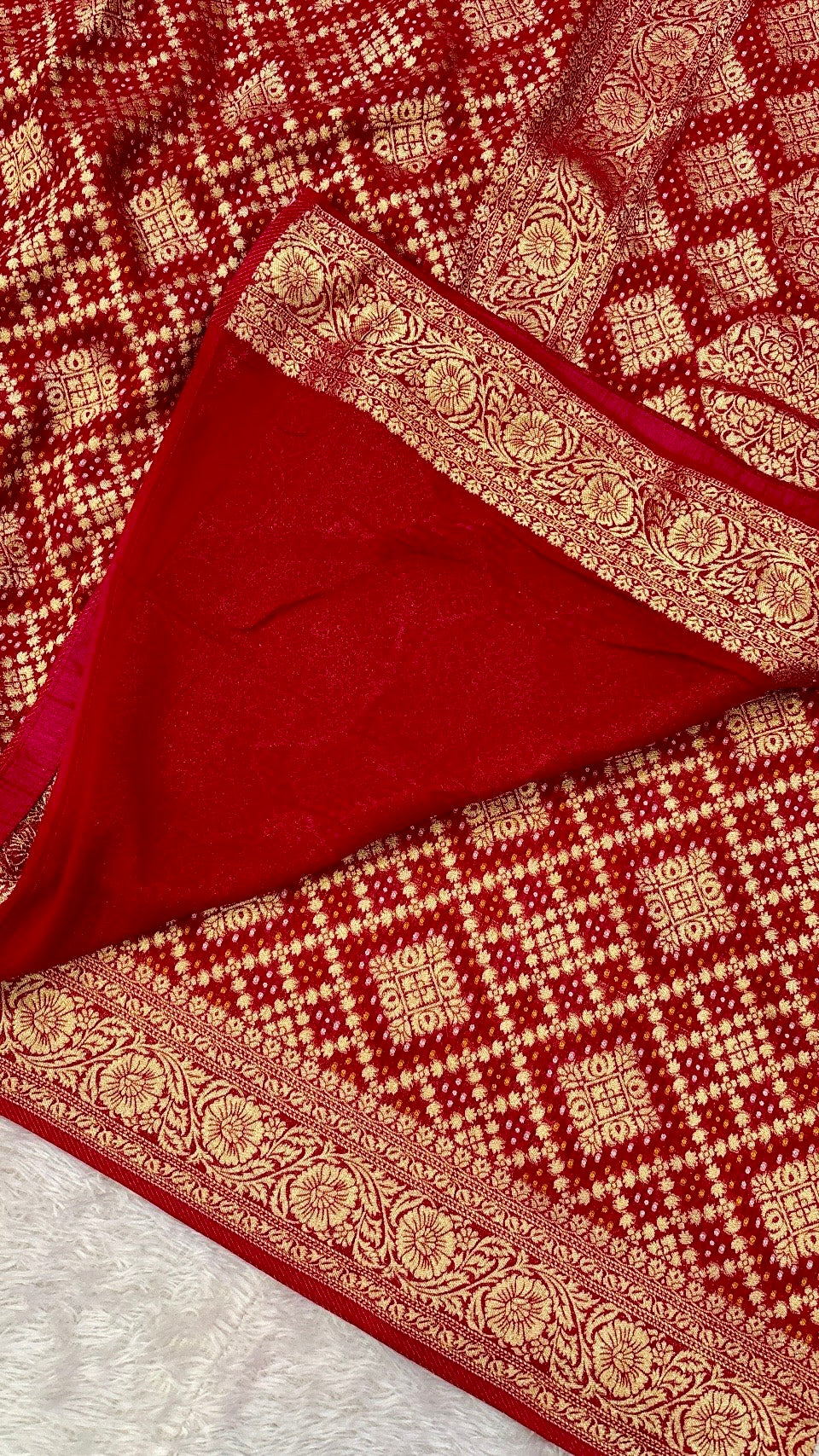 Traditional Khadi Georgette Banarasi Bandhej Saree (Red/Rani) 8