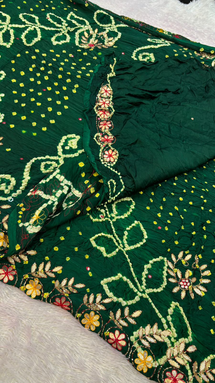 Pure Gaji Silk Handbandhej Gottapatti work Saree (Green)