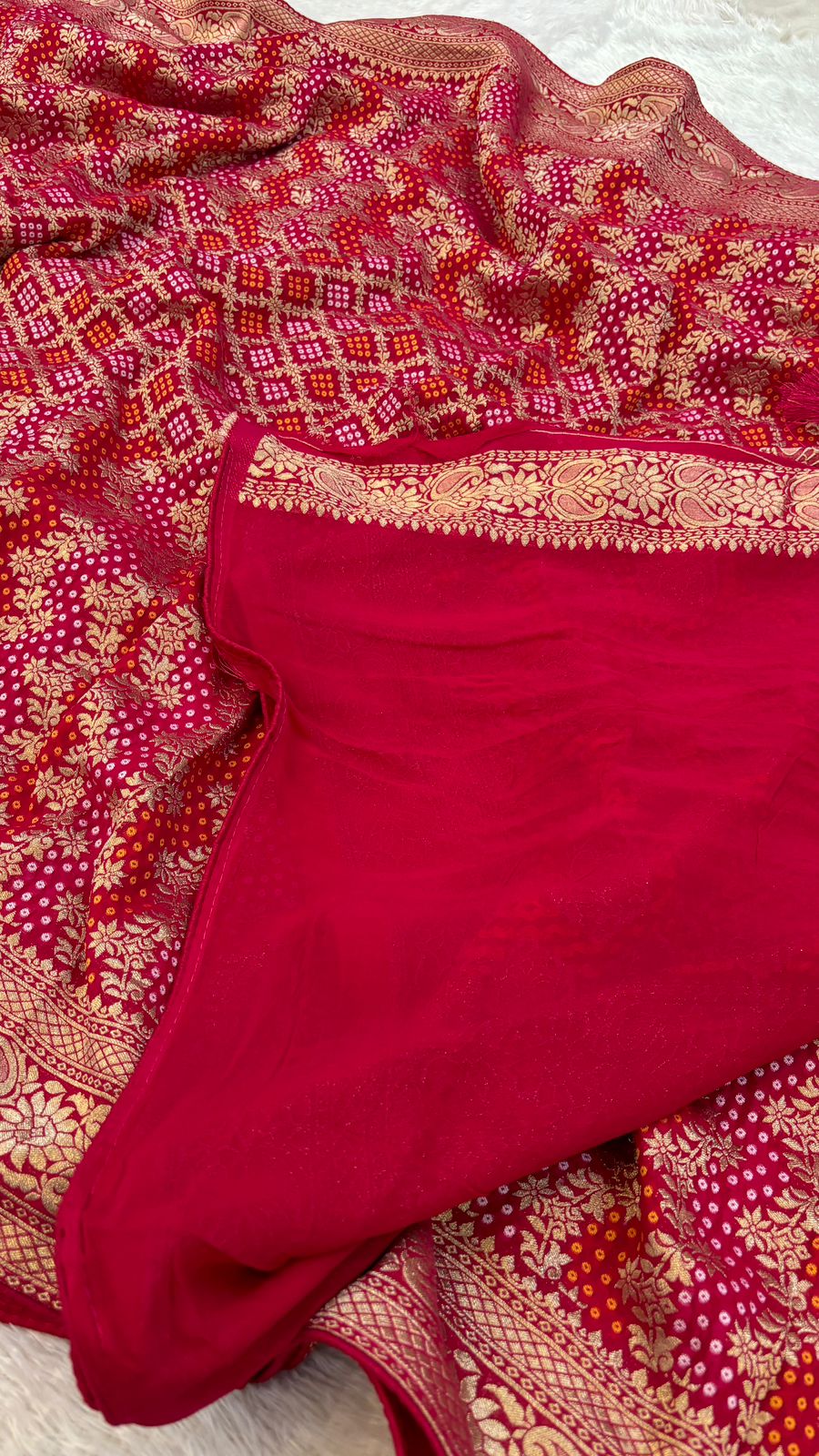 Traditional Georgette Banarasi Bandhej Saree (Rani / Maroon)