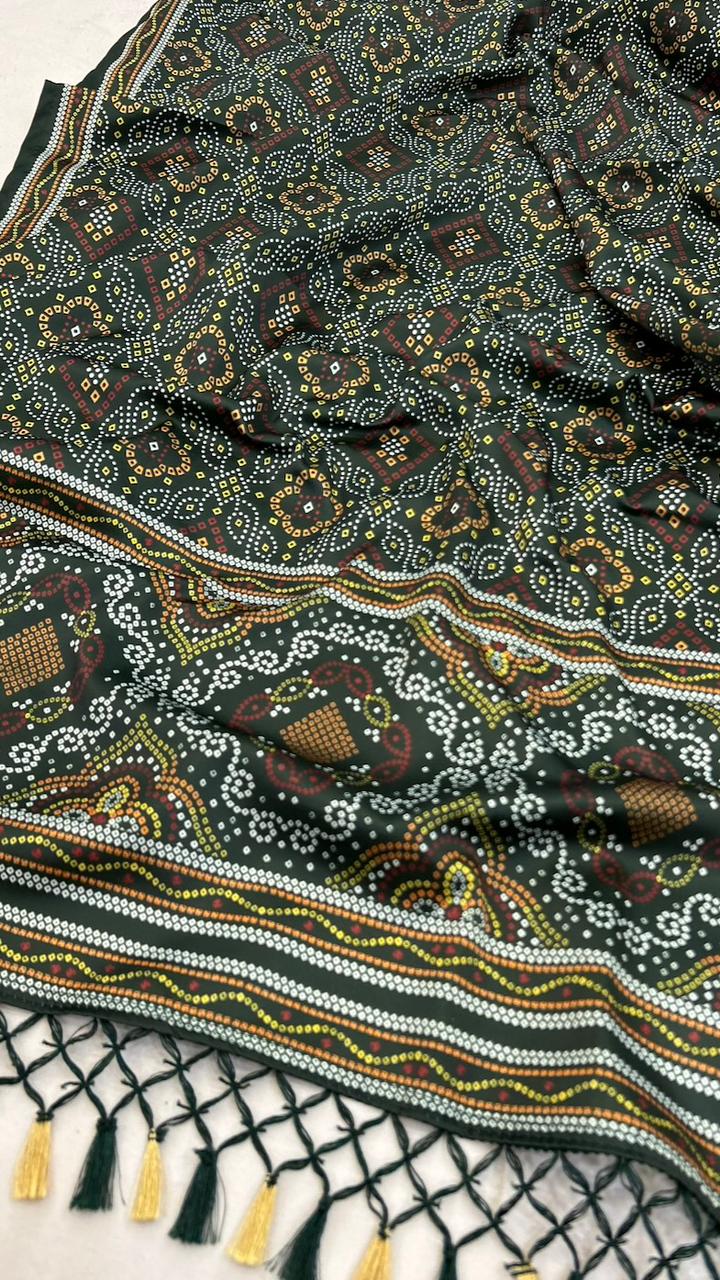 Designer Patola Bandhej Lehanga Choli :- Green