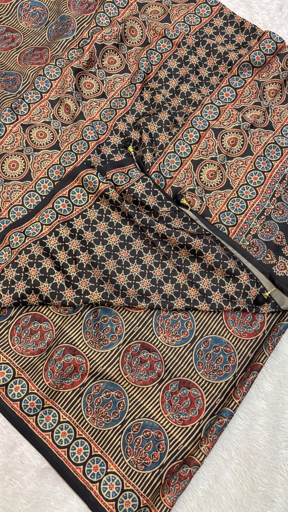 Ajrakh Kutchi Saree with Fancy Tussle (103)