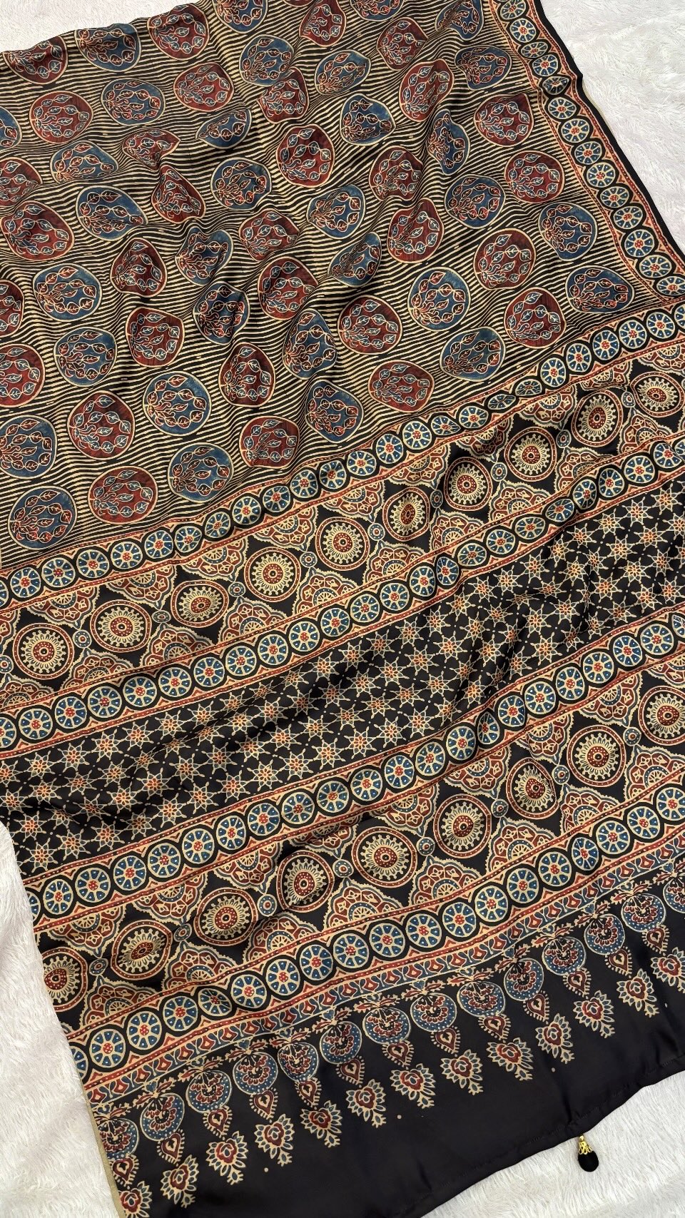 Ajrakh Kutchi Saree with Fancy Tussle (103)