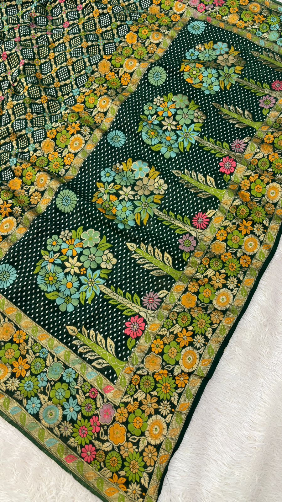 Original Minakari Bandhej Weaving Saree (Green Color)