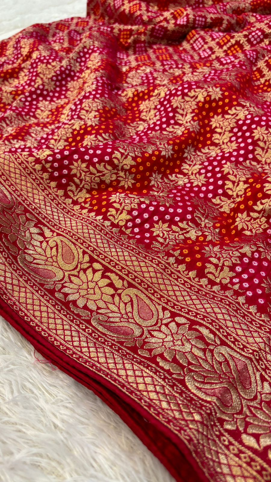 Traditional Georgette Banarasi Bandhej Saree (Rani / Maroon)