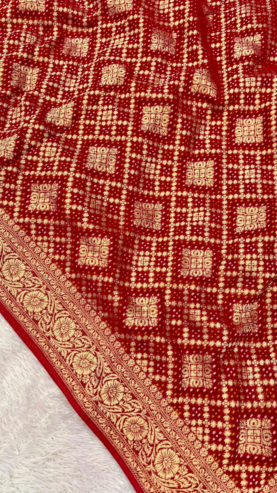Traditional Khadi Georgette Banarasi Bandhej Saree (Red/Rani) 8