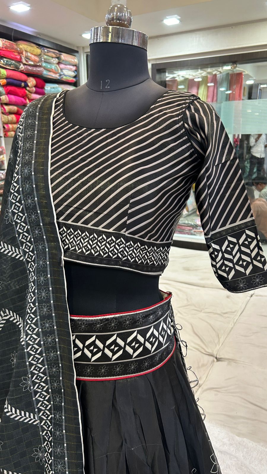 Everbloom Lehariya, 7 Meter Flare Lehanga Choli