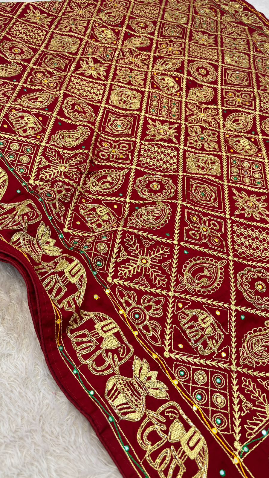 Pure Gaji Silk, Royal Vintage Gharchola Saree (Maroon)