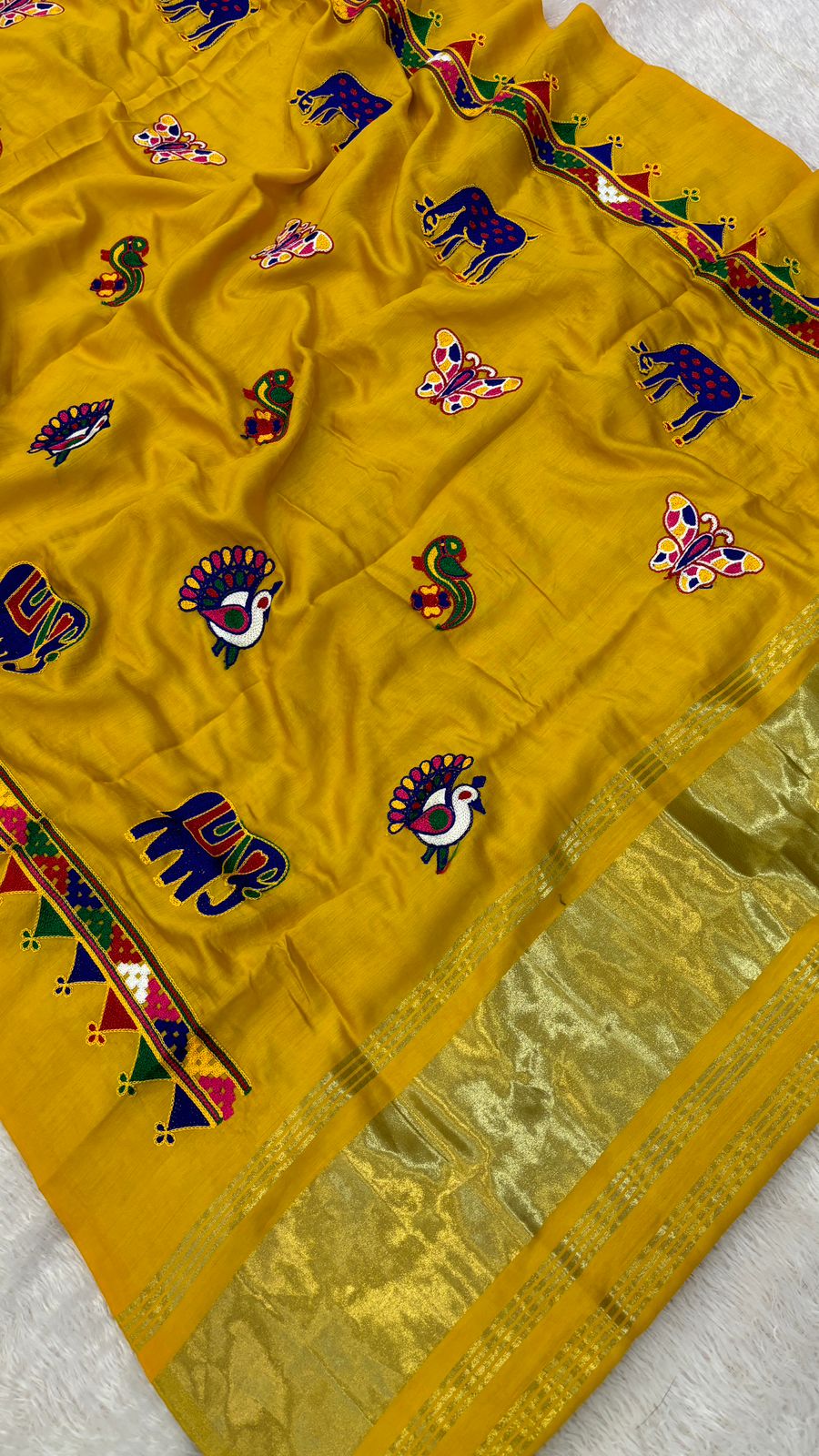 Kutchi Multi Work Duppta with Lagadi Patta - Haldi