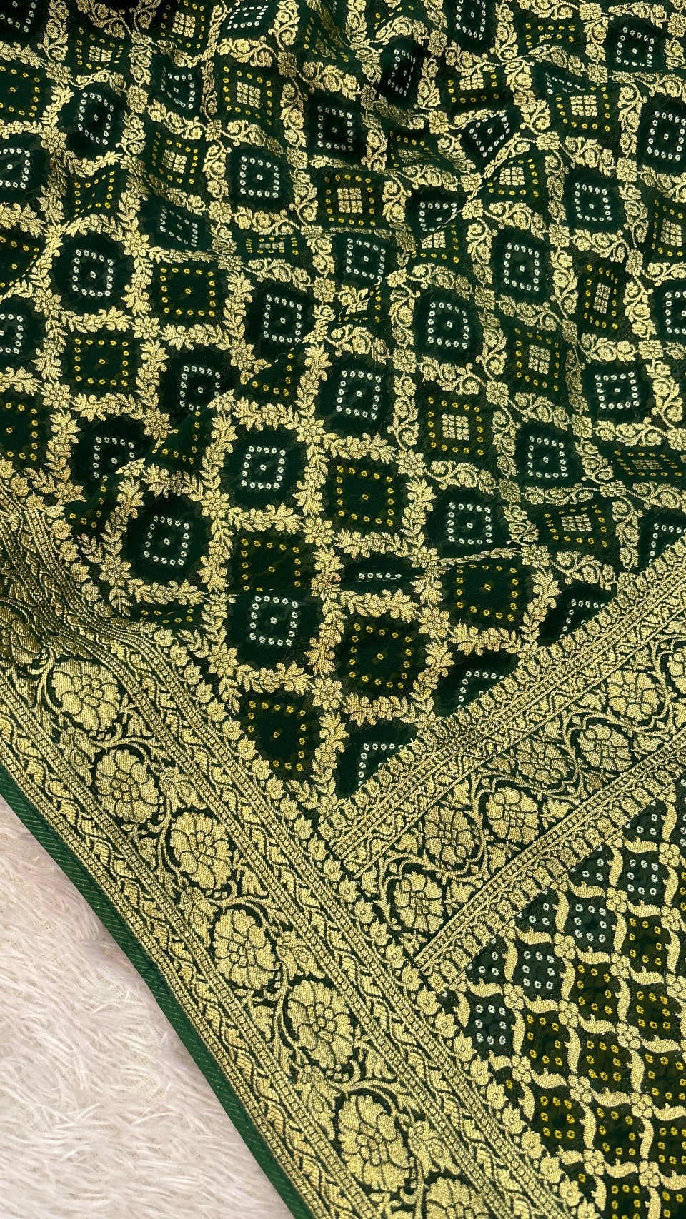 Traditional Khadi Georgette Banarasi Bandhej Saree (Green) 6