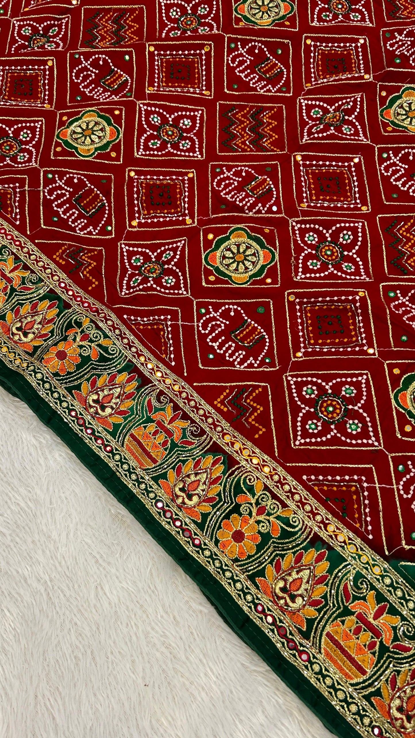 Pure Gaji Silk Gharchola