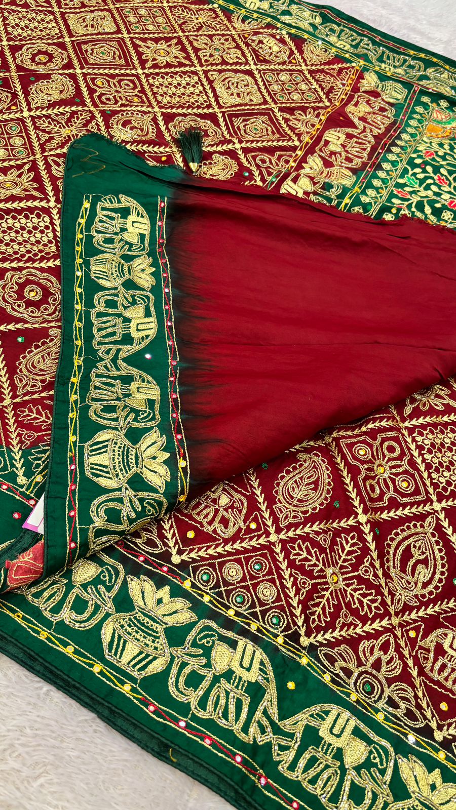 Pure Gaji Silk, Royal Vintage Gharchola Saree (Green Maroon)