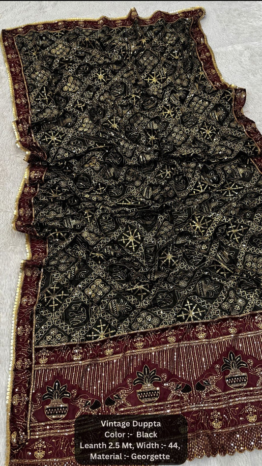 Vintage Duppta, One Side Pallu - Black