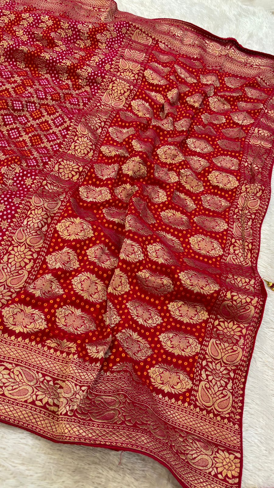 Traditional Georgette Banarasi Bandhej Saree (Rani / Maroon)