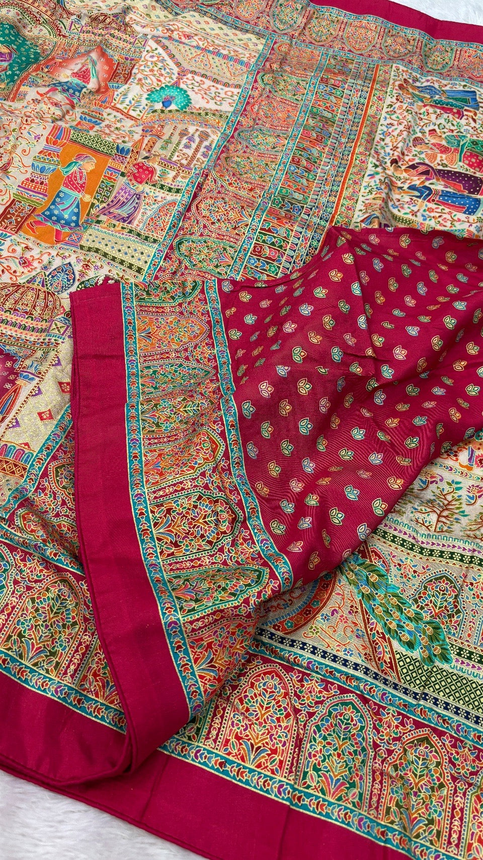 Rajvastra Rajwadi Saree (Cream)