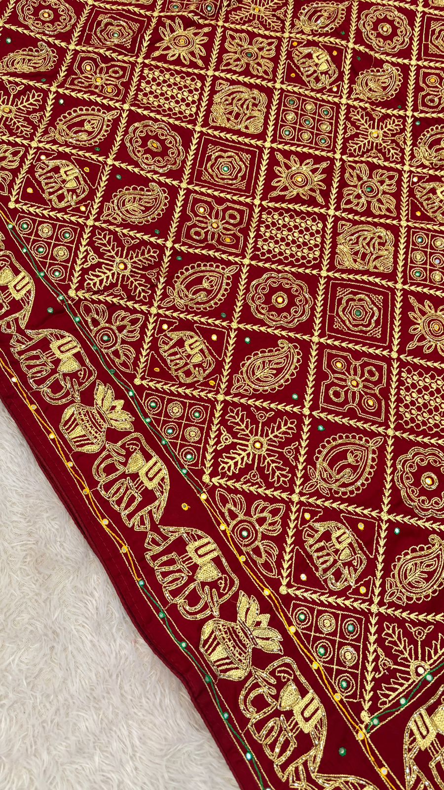 Pure Gaji Silk, Royal Vintage Gharchola Saree (Maroon)