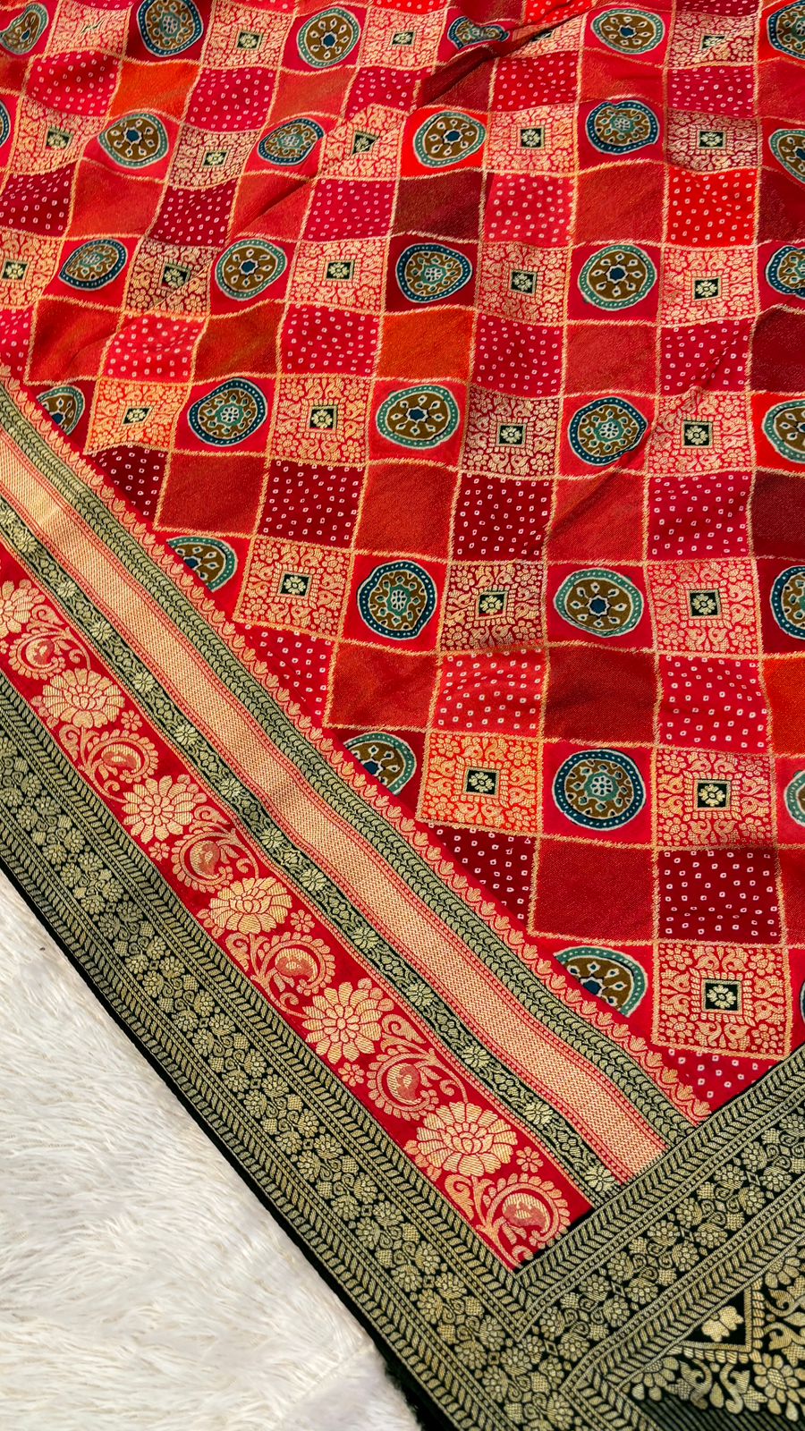 Pure Viscose Saree (Stock Clearing SALE )