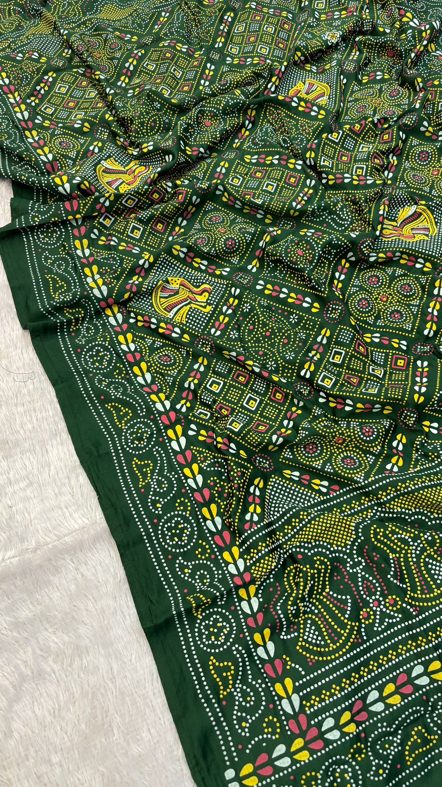 Kutchi Duppta with Lagdi Patta - Green