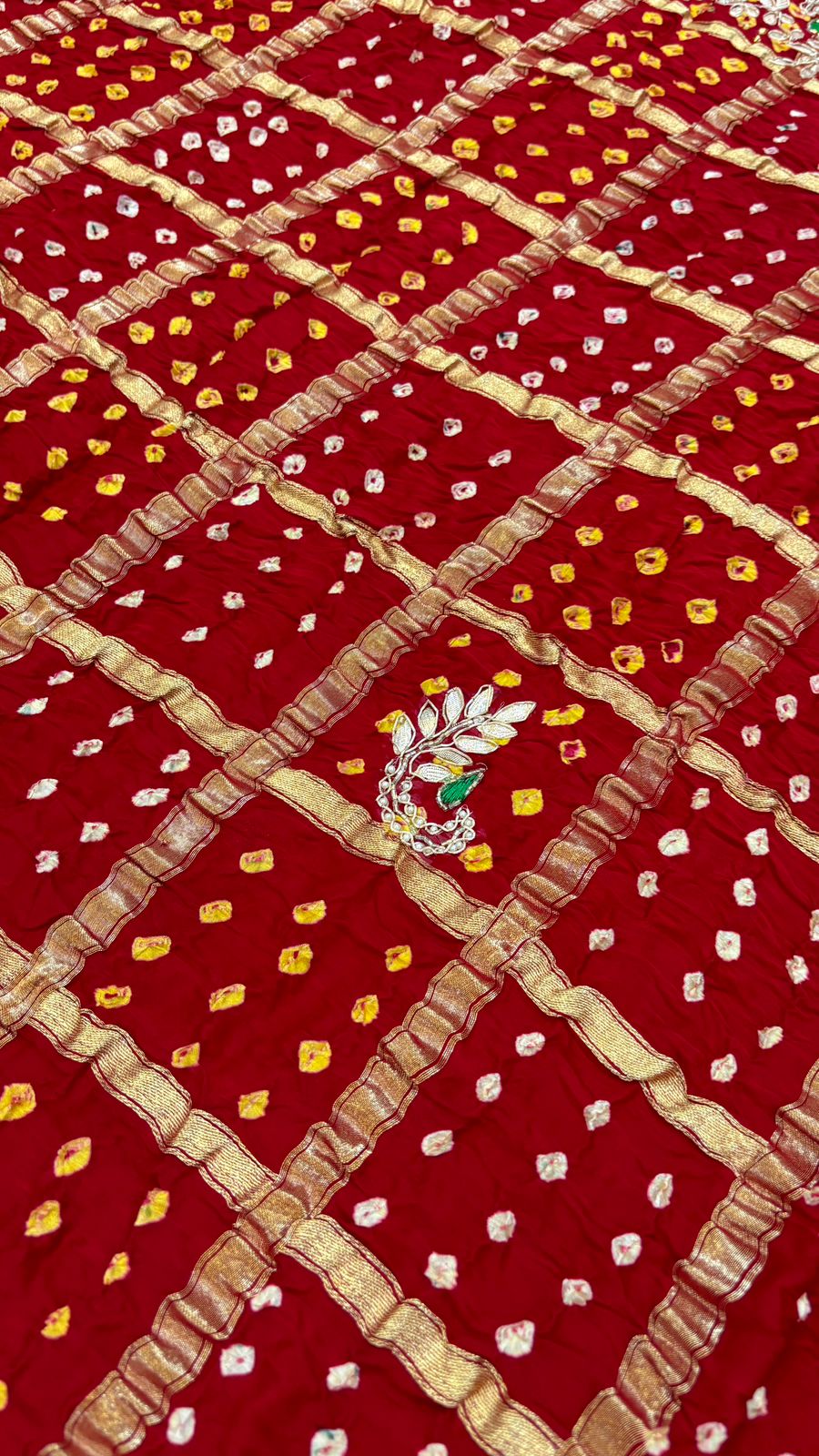 Pure Gaji Silk, Gottapati Handwork Gharchola Saree : Red