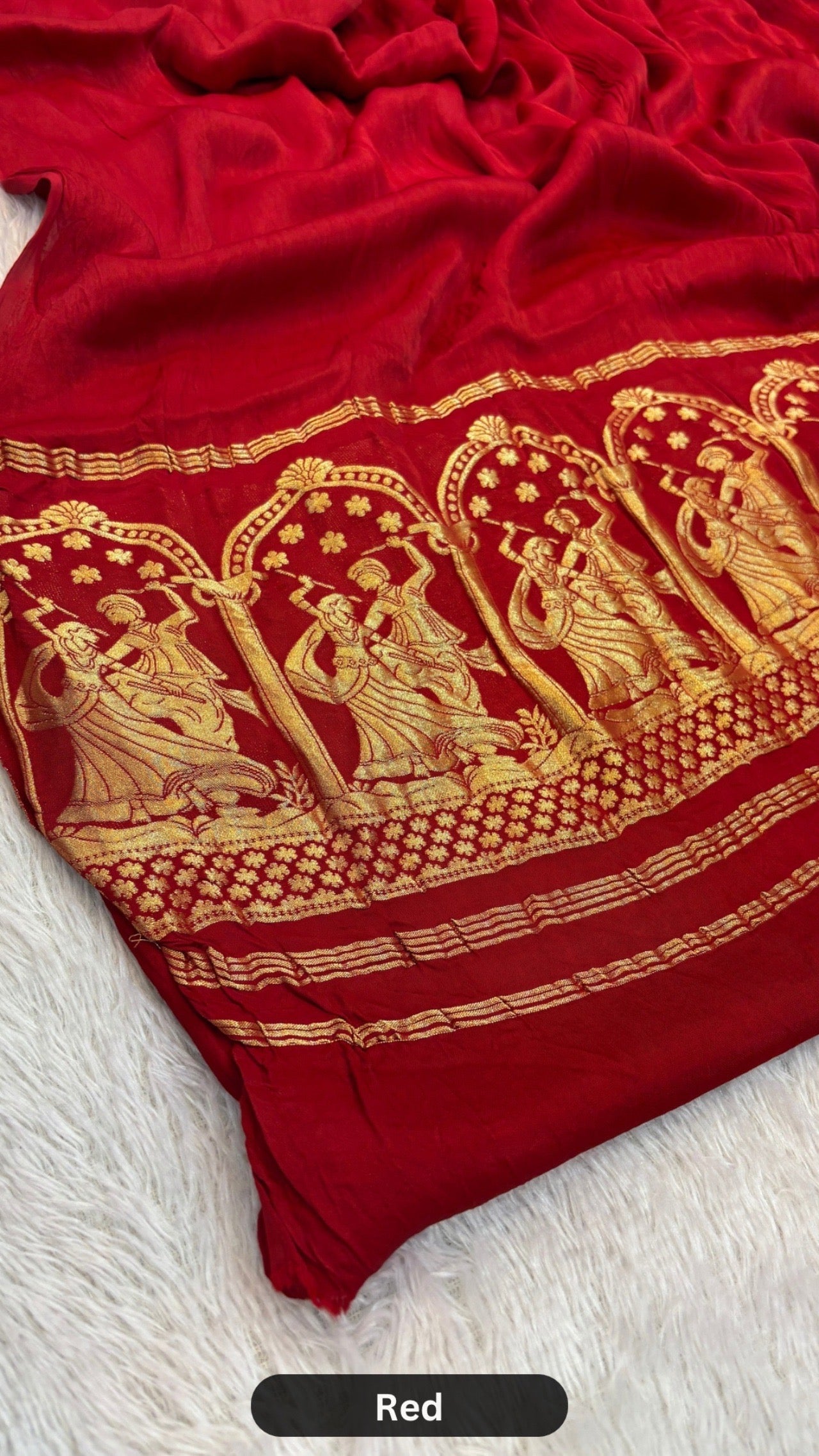 Plain Model Silk Saree (Never a Old Fashion) Red