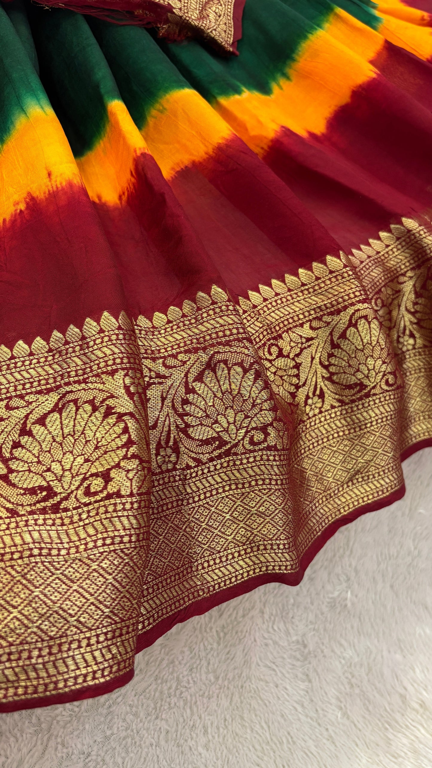 Royal Banarasi 3D Bandhani Saree (Green)