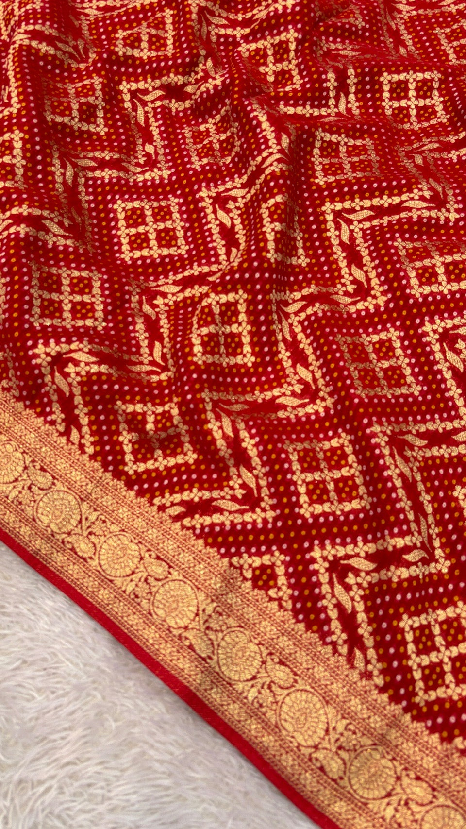Traditional Khadi Georgette Banarasi Bandhej Saree (Red/Rani) 1