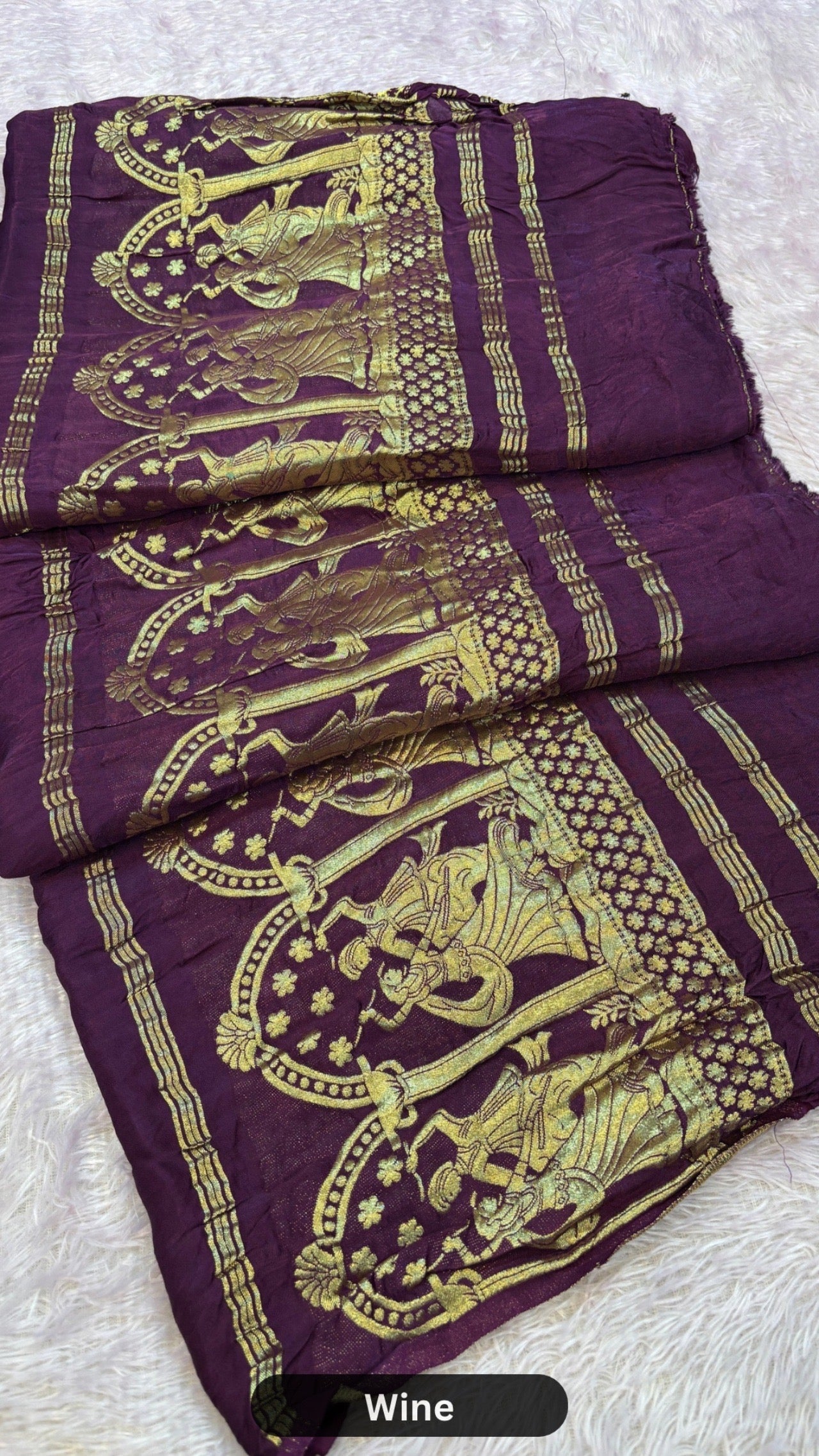 Plain Model Silk Saree (Never a Old Fashion) Wine