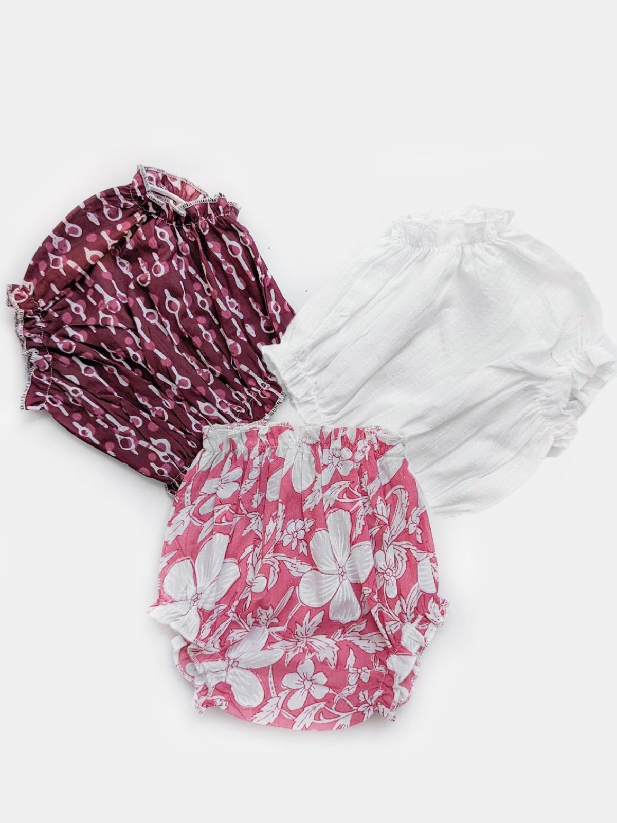 Halemons Baby Girl Pure Cotton Super Soft Butter Bloomers Pack of 3- peach-white