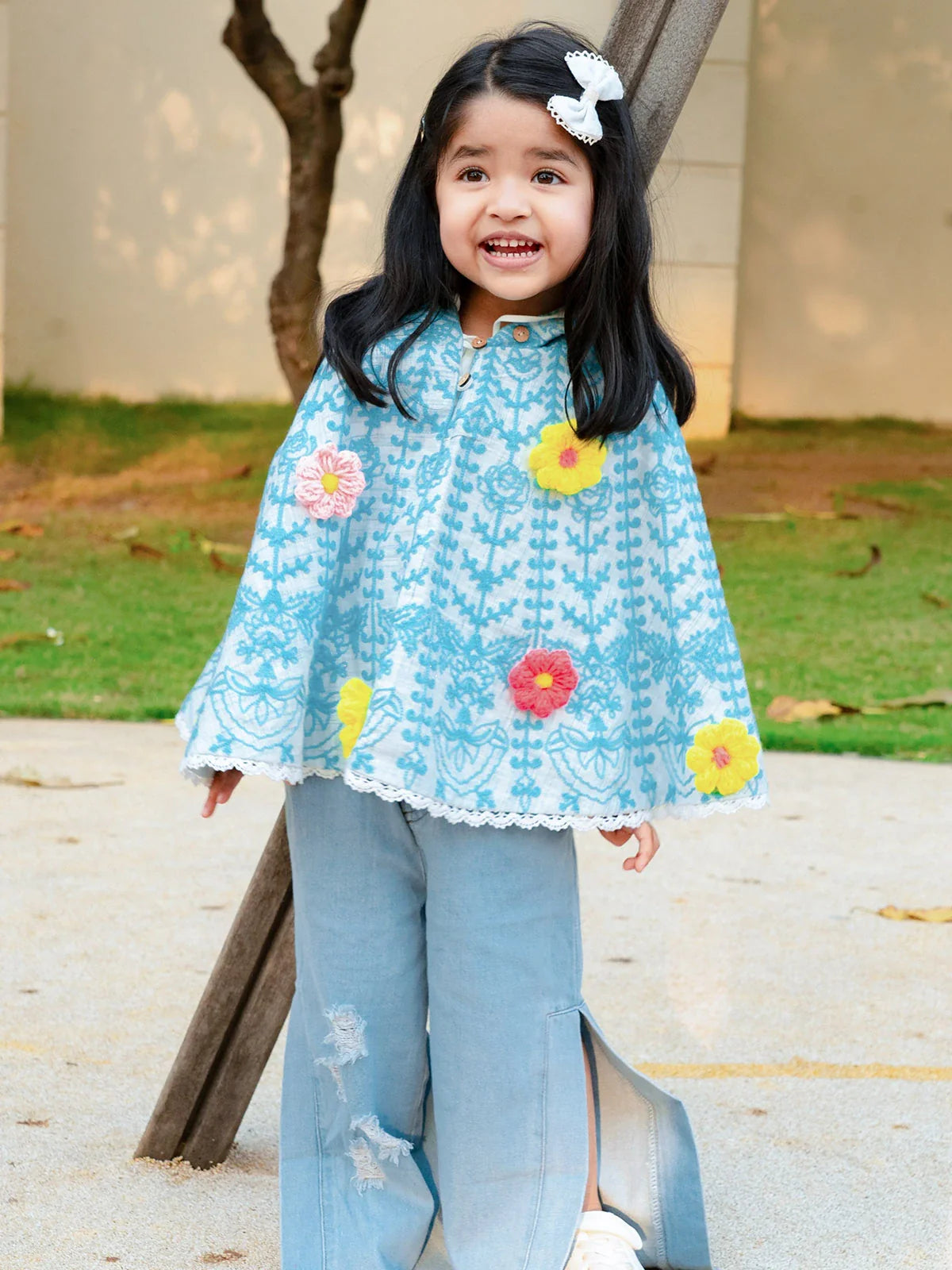 Halemons Sky Spring Woolen Flower Baby Girl Poncho Top