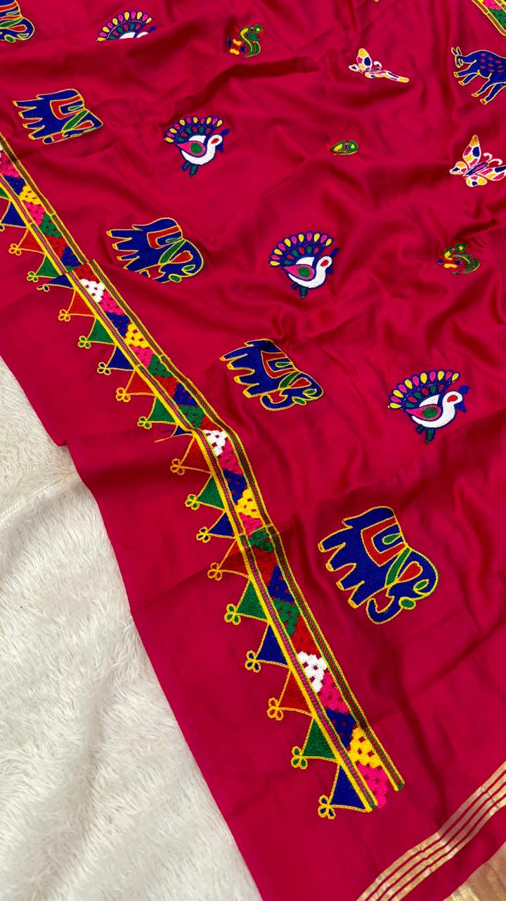 Kutchi Multi Work Duppta with Lagadi Patta - Rani