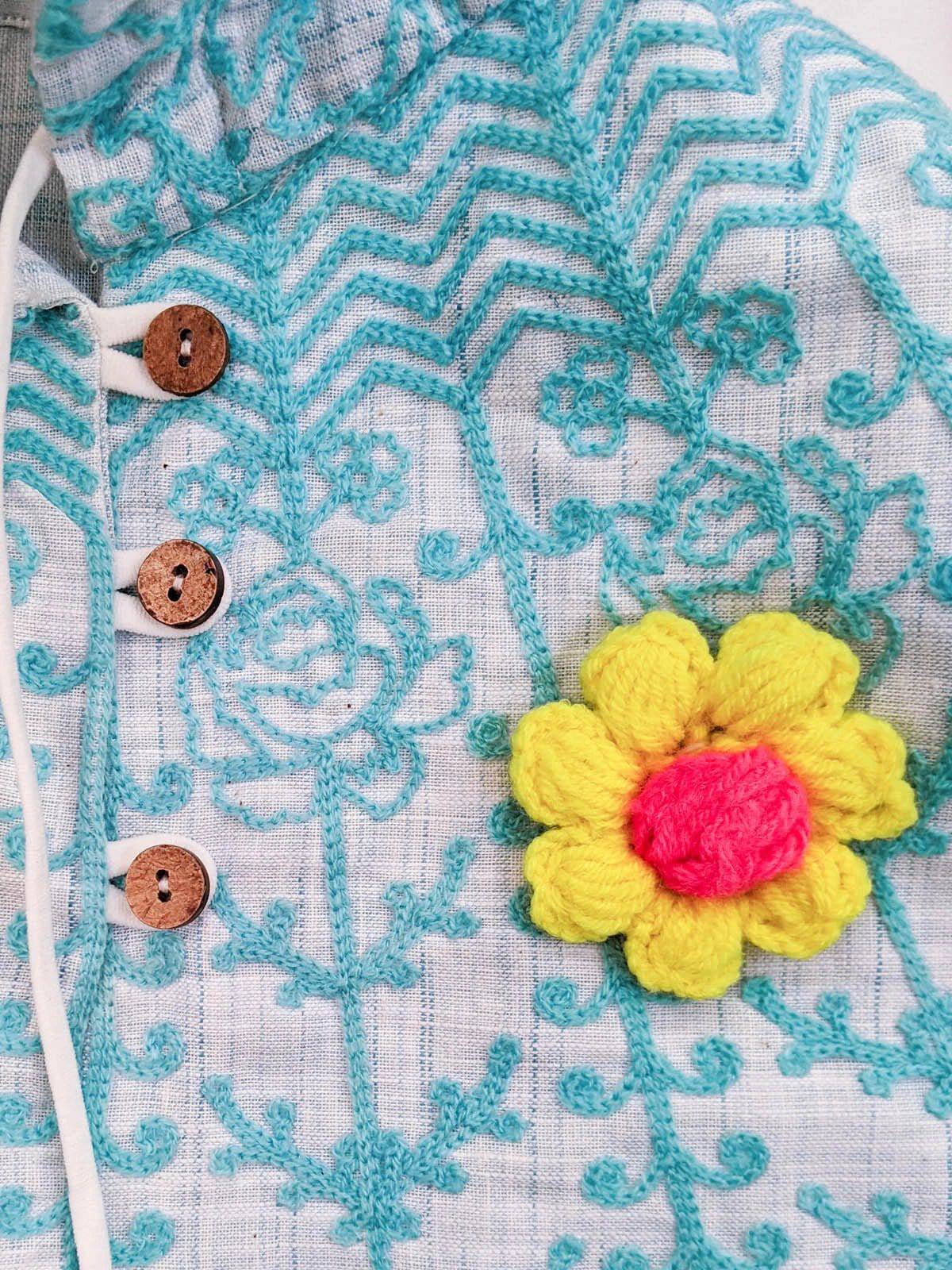 Halemons Sky Spring Woolen Flower Baby Girl Poncho Top